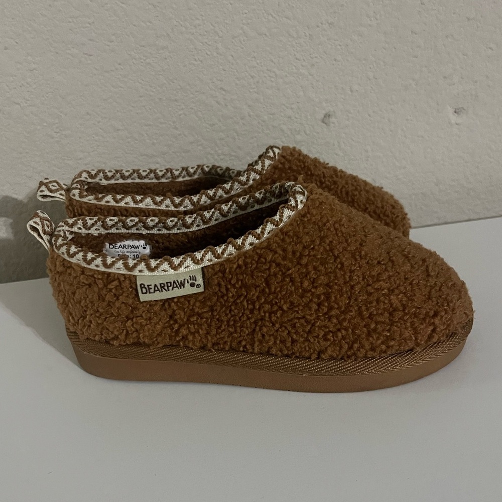 Bear paw size 10 children shoes